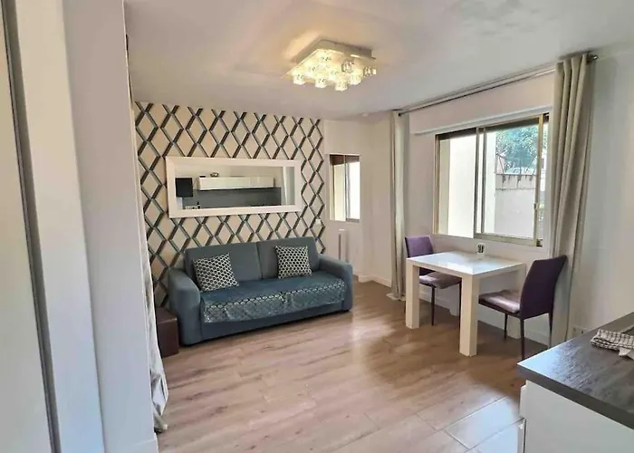 Mozart 10 Min Walk From Palais Des Festivals. Parking