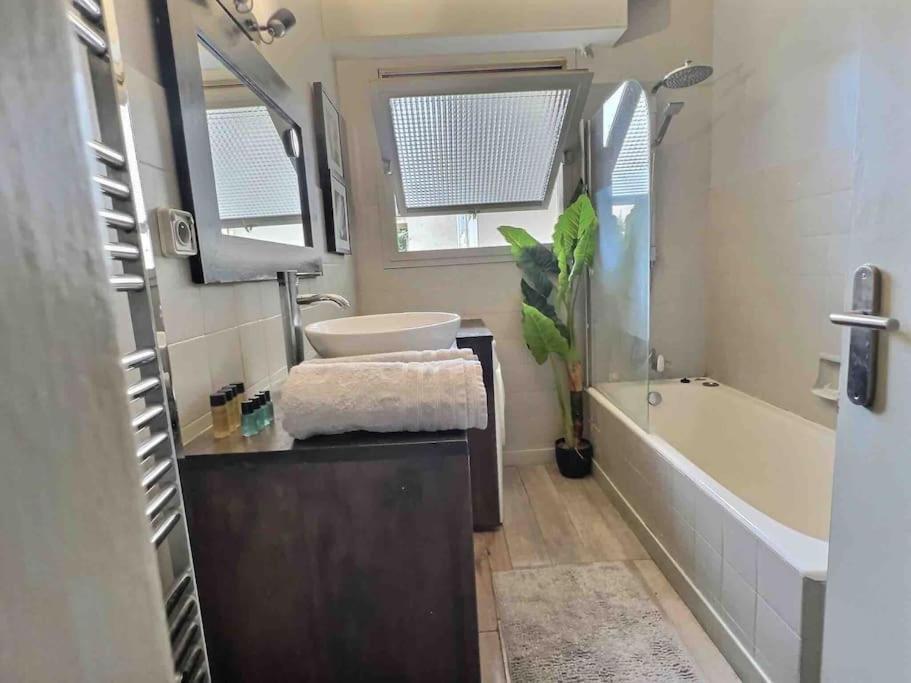 Mozart 10 Min Walk From Palais Des Festivals. Parking Cannes