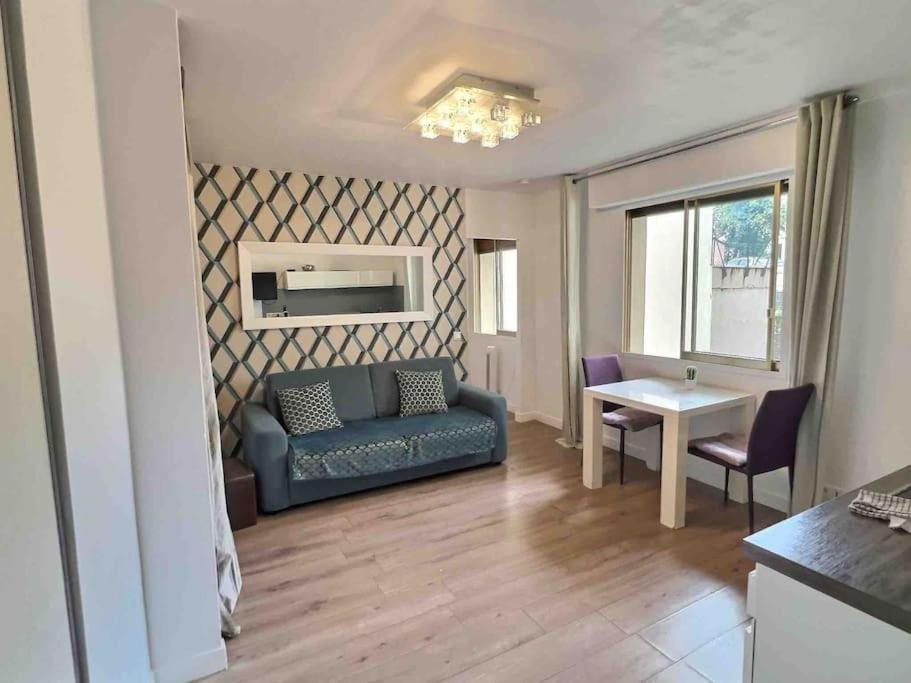 Mozart 10 Min Walk From Palais Des Festivals. Parking * Cannes